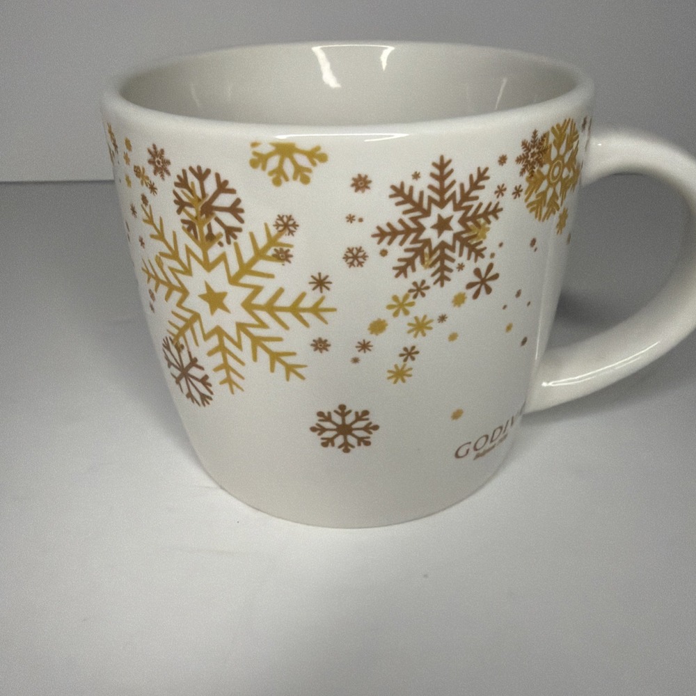 Godiva Ceramic Coffee Mug Cups White & Gold Snowflakes Winter Gourmet 12 oz